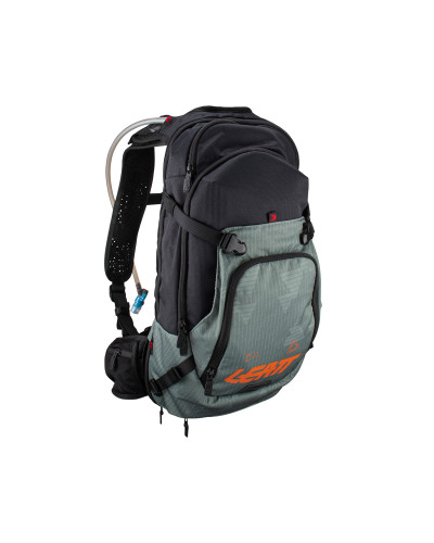 Leatt camel bag (рюкзак) с гидратационной системой moto xl 1.5 hydration cactus цвет черный/зеленый размер xs-xxl