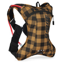 Uswe camel bag outlander xc 2 flannel, цвет черный/коричневый, для мото/велосипеда, объем жидкости 1,5л (рюкзак 2л).